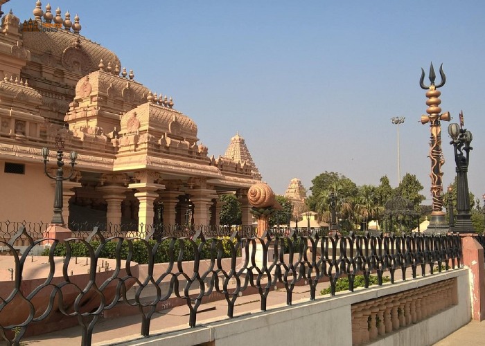 Chhatarpur Mandir Prayer Hall